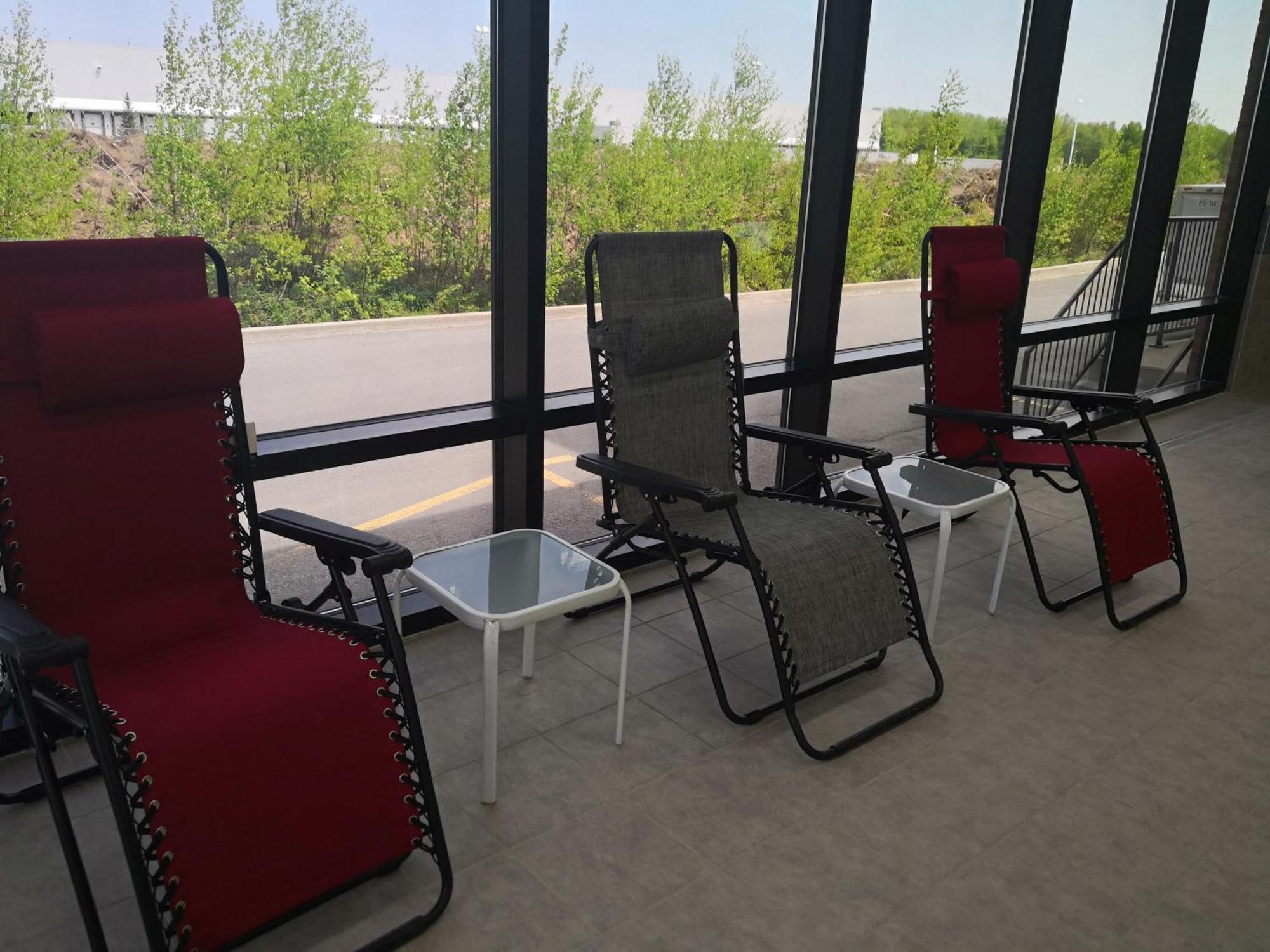 Quality Inn & Suites Hawkesbury Esterno foto