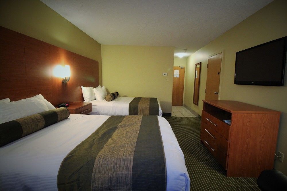 Quality Inn & Suites Hawkesbury Esterno foto