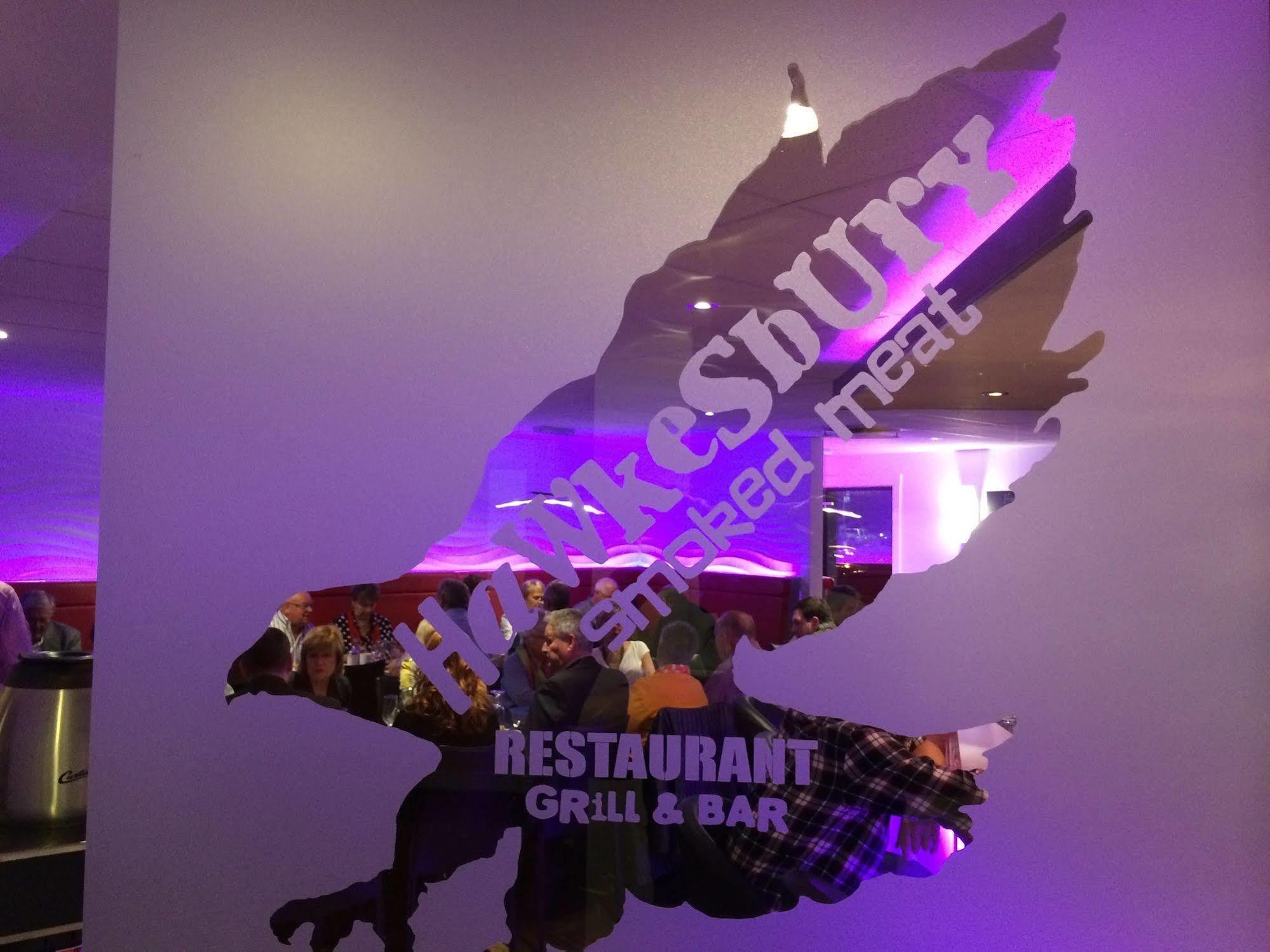 Quality Inn & Suites Hawkesbury Esterno foto